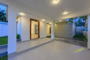 Brand New Luxury Two Storey House for Sale – Piliyandala