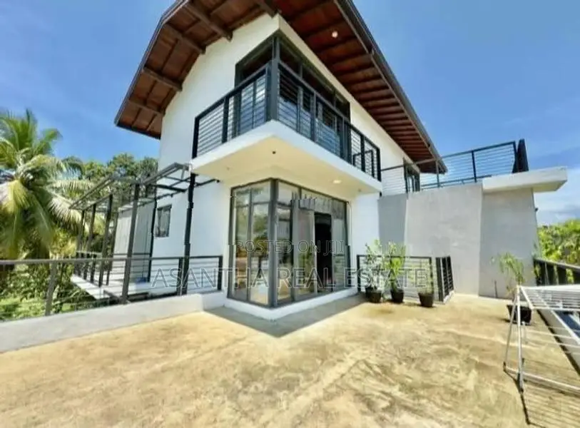(AFA999) Luxury 5-Bedroom Home for Sale - Thalawathugoda