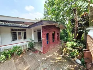 16.50P Land with Old House for Sale in Nawala