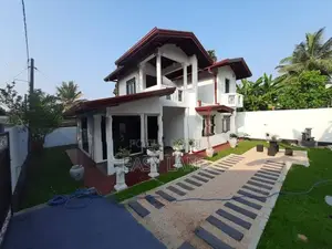 House for sale in Athurugiriya