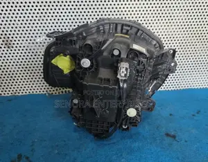 SUZUKI HUSTLER MR52S HEAD LIGHT LH