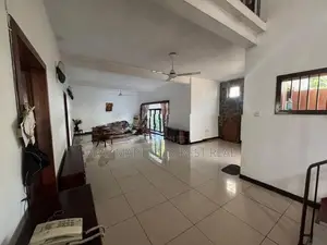 Colombo 6 : 5BR (18 perches) House for Sale
