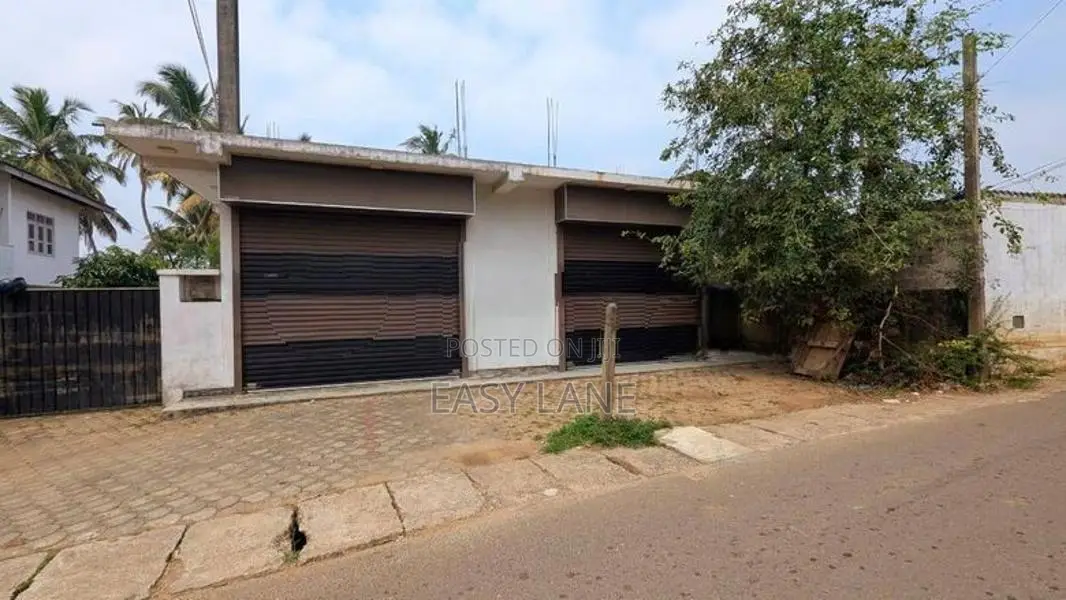 Commercial property for sale in kaduwela
