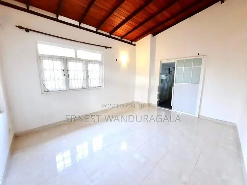 House for rent in Thalawathugoda. HR-107