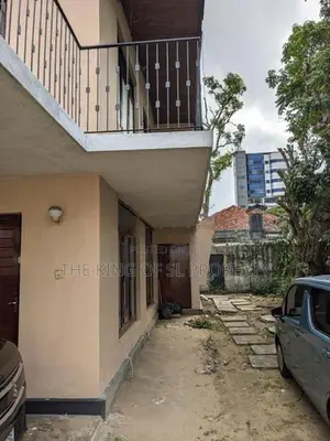 House for Sale in Colombo 06