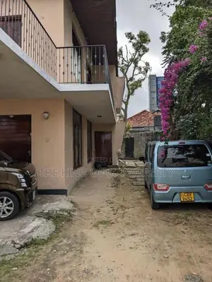 House for Sale in Colombo 06