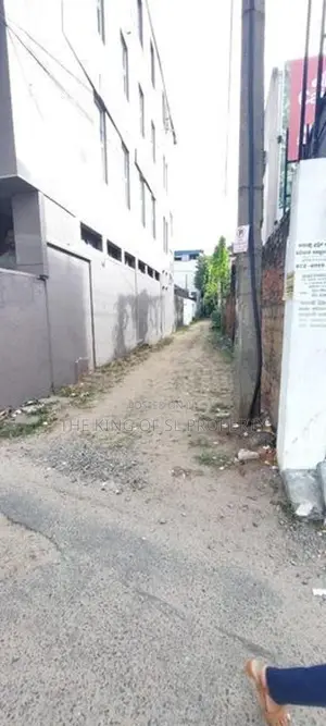 Building for Sale in Colombo 05