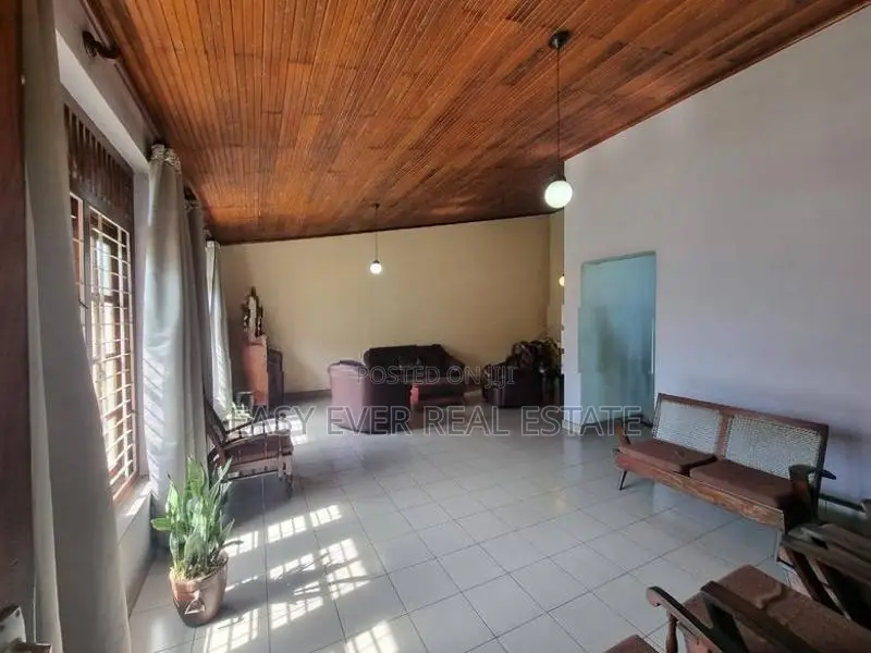 House for Sale in Nittambuwa