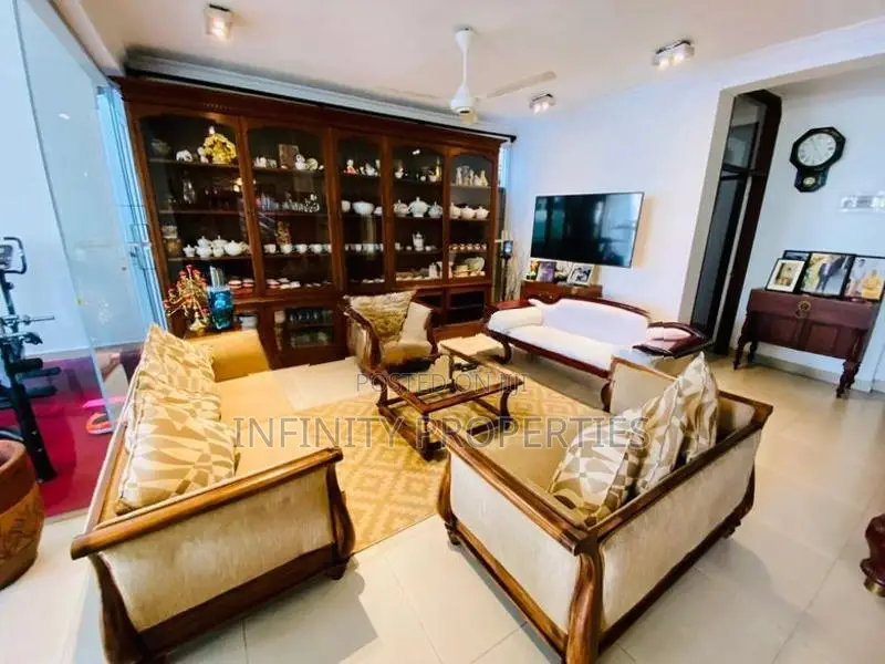 03 Story Luxurey House with Sale in , Maharagama