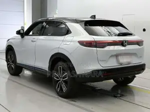 Honda Vezel Z Play 2025