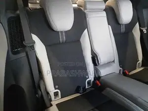 Honda Vezel Z Play 2025