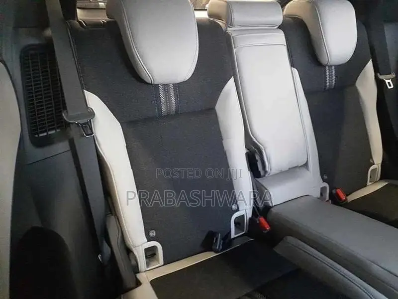 Honda Vezel Z Play 2025