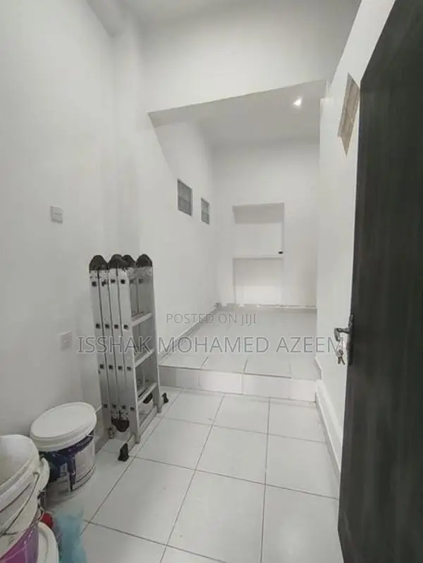 2 Story House for Sale in Mount Lavinia