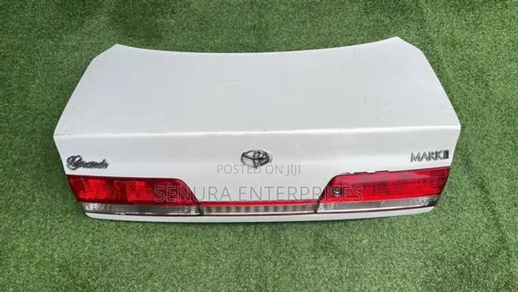 Toyota Mark 2 Dicky Door