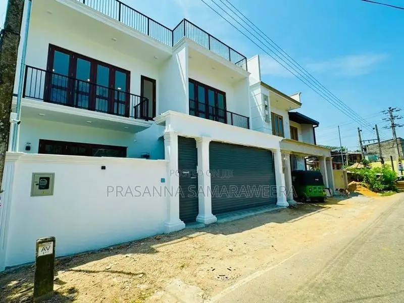 Solid Brand New Modern Super Luxury 2 Storey House for Sale Piliyandal