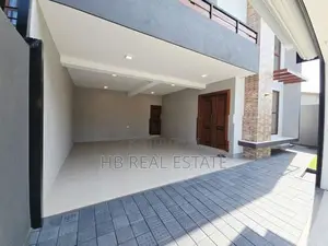 Super Luxury 2-Storey House for Sale Piliyandala