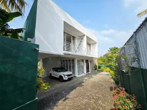 Almost Brand New Modern House Pannipitiya