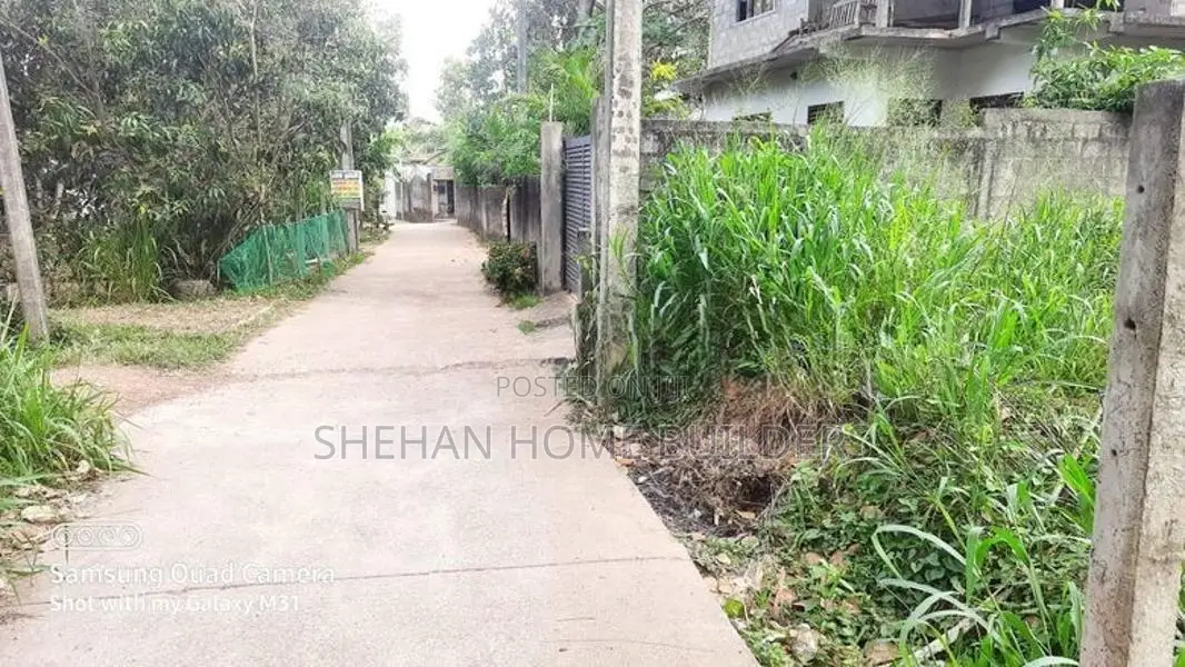 valuable Land for sale in Waligampitya Gurugea Road