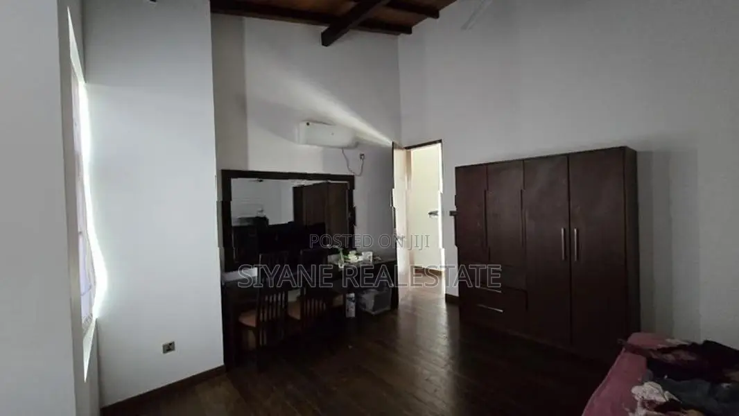 Kotte Modern 5BR Luxury House for Sale in Prime Residential Area
