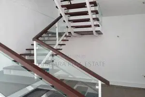 Modern 4-BR Triplex Apartment – Urban Gateway, Kottawa | SA01568
