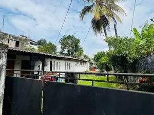 (AF687) House for sale with 15 perches of land in Maharagama