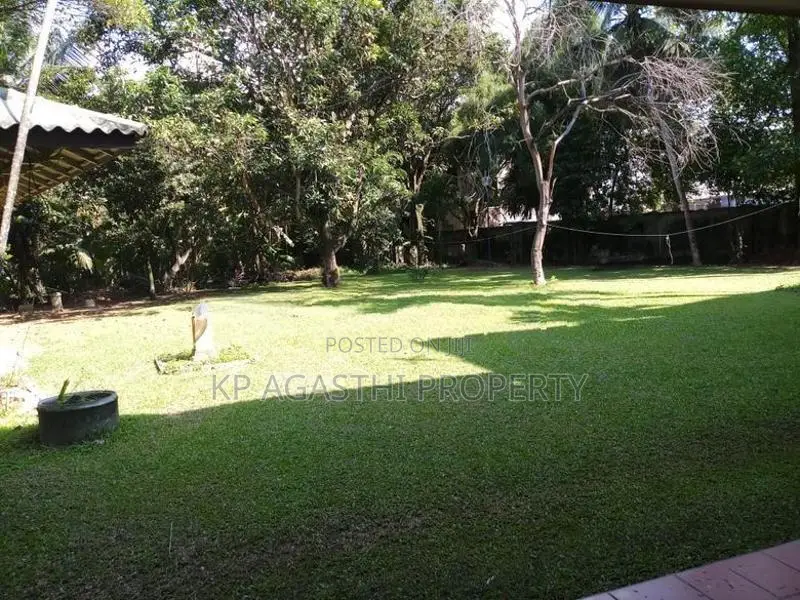 super Land with almost house for sale in kohuwala
