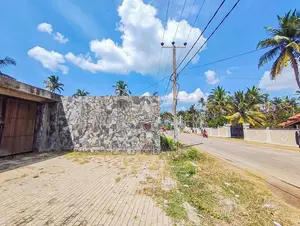 තට්ටු 4ක හොටෙල් එකක් සුපිරිම තැනකින්