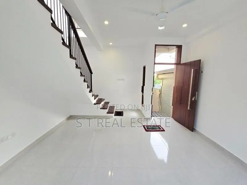 Newly Built Luxury 2 Storey House for Sale in Kottawa