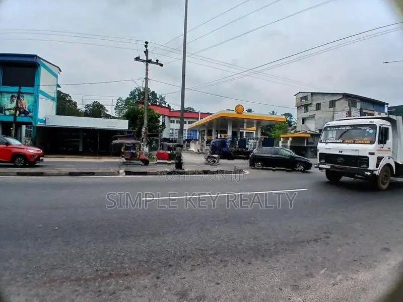 Land for Sale at Gamapaha Miriswatta