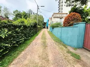26.50P Land with Old Single Storey House for Sale In Nawala