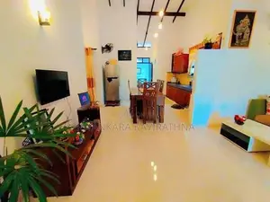 පිලියන්දලින් සුකෝපබෝගී තනි මහල් නිවස විකිනීමට