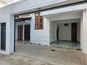 බෝකුන්දර පිහිටි අංගසම්පූර්ණ දෙමහල් නිවස විකිනීමට