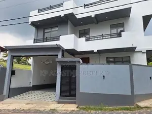 Luxury Property for Sale in Piliyandala