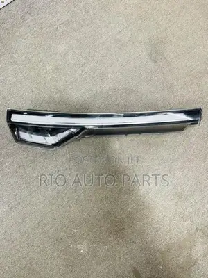 Honda Vezel Boot Light Smoked Left