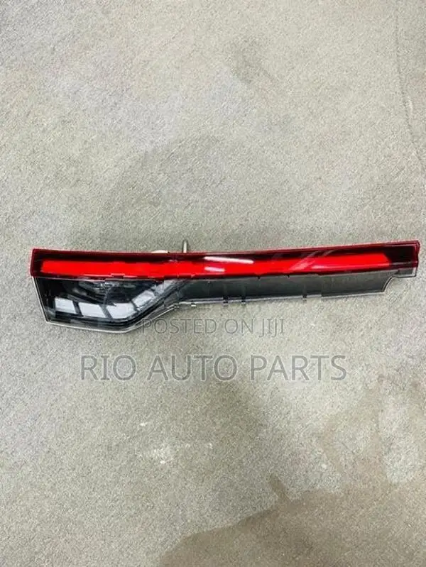 Honda Vezel Boot Light Left