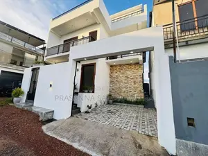 Piliyandala Brand New Solid Modern Super Luxury 2 Storey House for Sal
