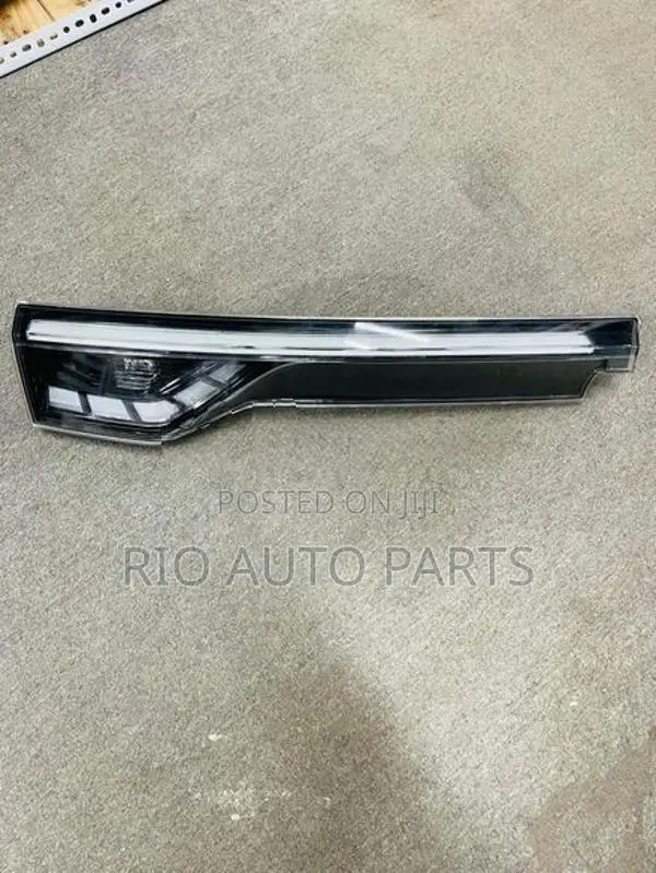 Honda Vezel Boot Light Smoked Left