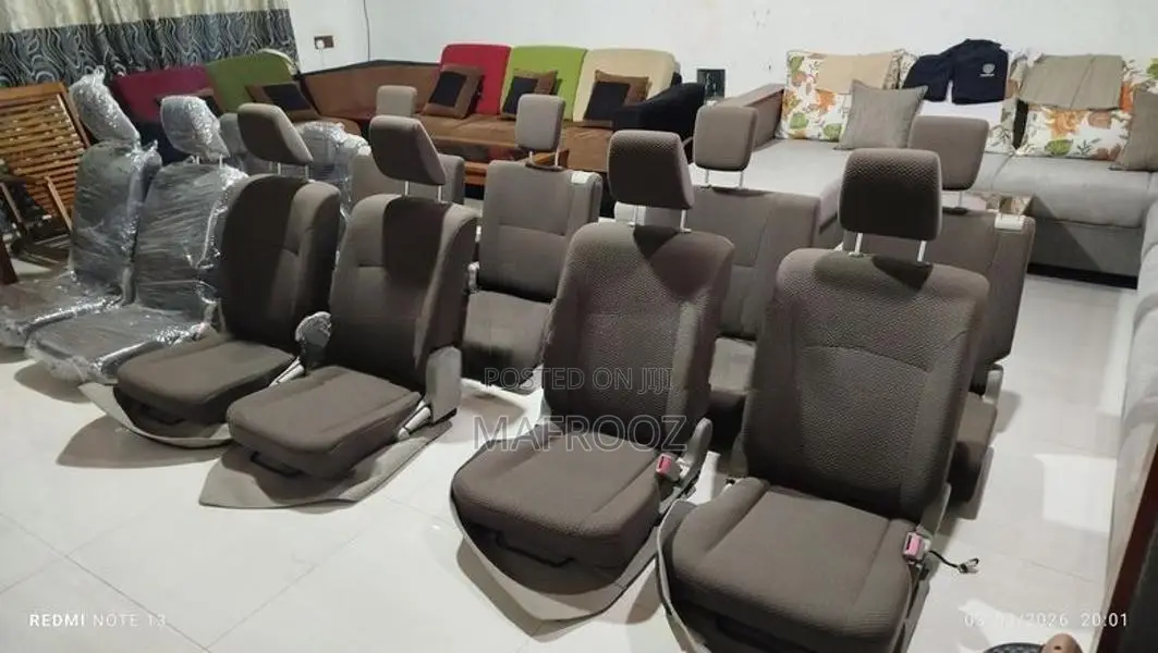 Suzuki Every DA17 Bucket Seat Set