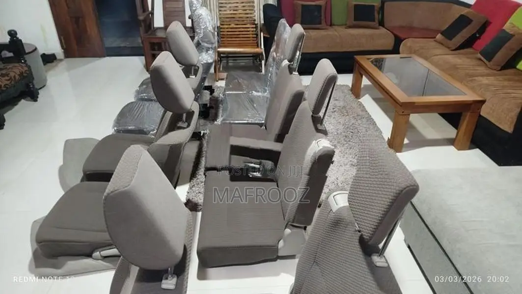 Suzuki Every DA17 Bucket Seat Set