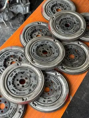 Honda engine fly wheel vezel gp5 grace