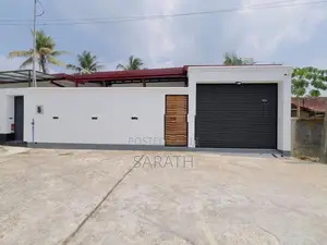 Single Storied Brand New House In Athurugiriya