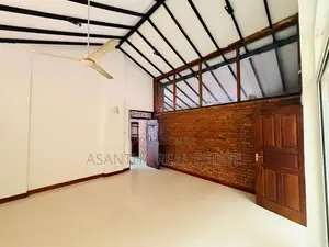 (AF702) Two storied house for sale at Raththanapitiya