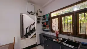 Box type house for sale in Aththanagalla