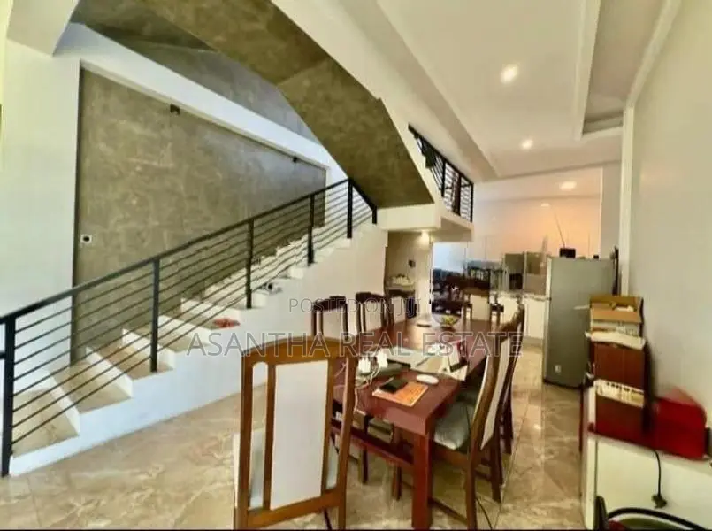 (AF709) Luxury 5-Bedroom Home for Sale - Thalawathugoda