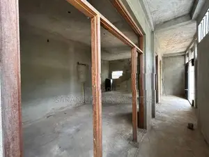 Partially Completed House for Sale at Thalawathugoda Hokandara