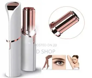 Eyebrow Trimmer Flawless - Rechargeable Hair Remover