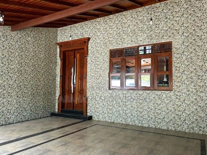 Brand-New House With a Unique Design - Madapatha Piliyandala