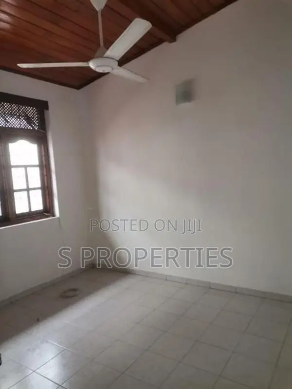 Solid House for Sale in Dehiwala