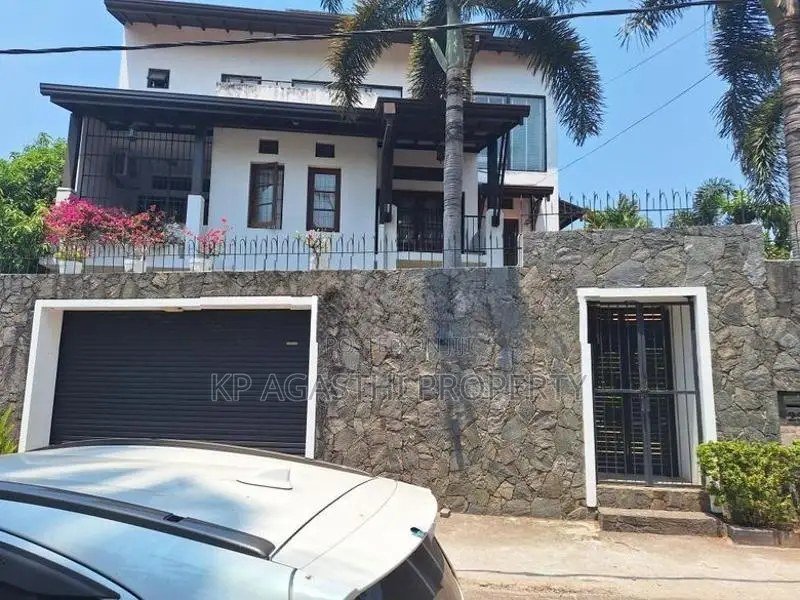 luxury house for sale in ethulkotte