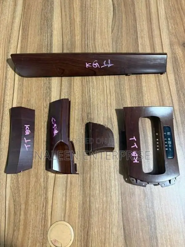 Nissan G11 Bluebird Sylphy Teak Set